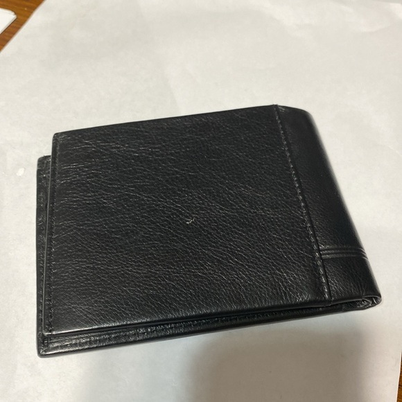 Cross mens black leather bifold wallet - Picture 8 of 10